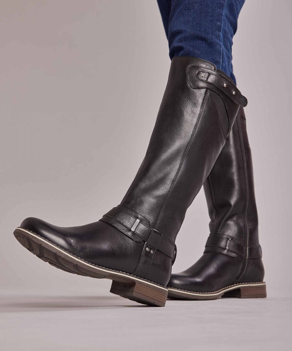 Black classic leather long boots - MISTLETOE BLACK