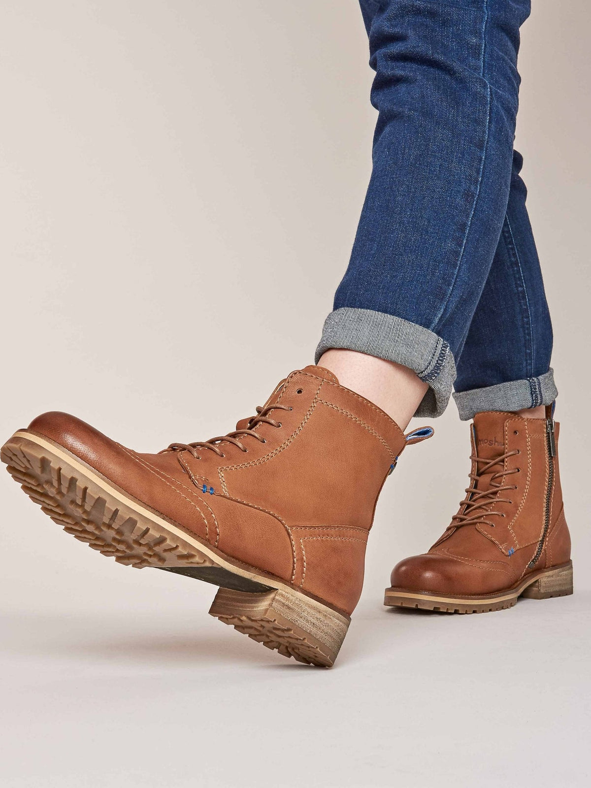 Brown warm lined lace-up boots - MOULIN TAN