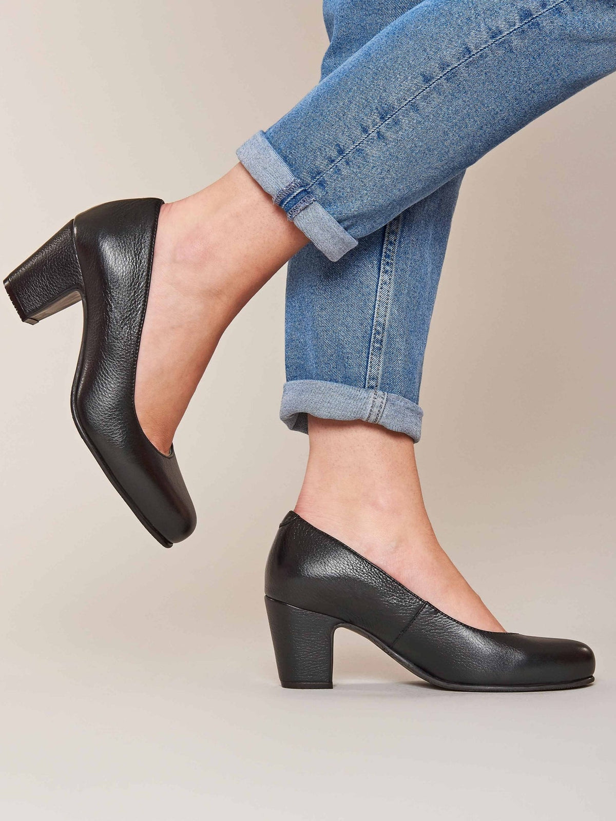 Black leather block heel court shoes - ASANTE LEATHER BLACK