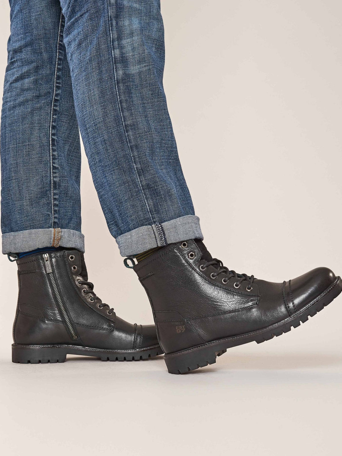 Black men's leather ankle boots - DORNA BLACK