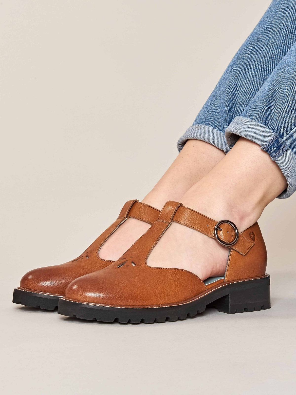 Brown Leather T-bar shoes - MARAZION TAN