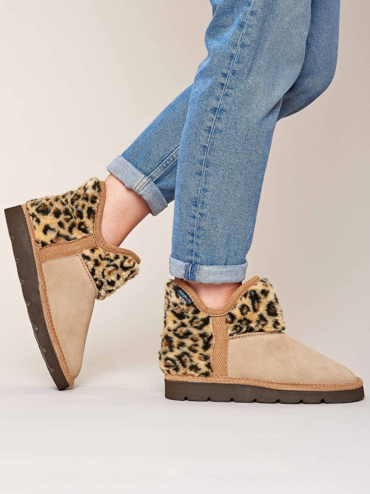 Neutral animal print fluffy bootie slippers - SNOWMAN 3 BEIGE