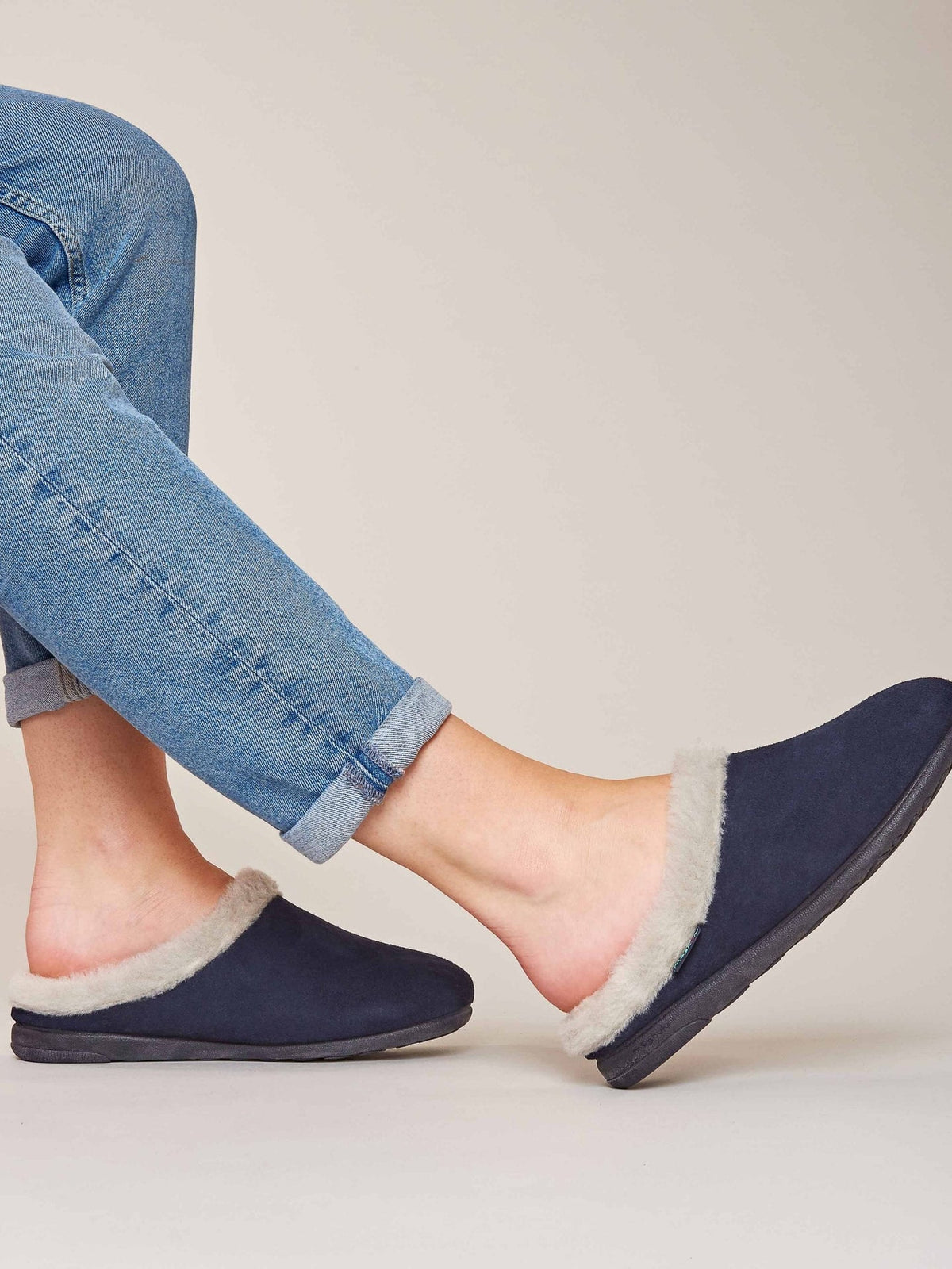 Blue Fluffy suede mule slippers - BLITZEN INDIGO