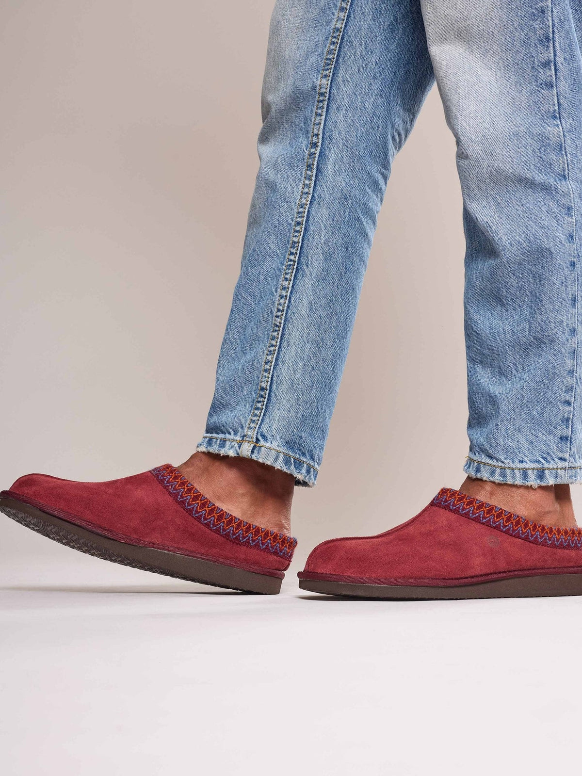 Red men's suede fluffy mule slippers - DOCKER ZINFANDEL RED