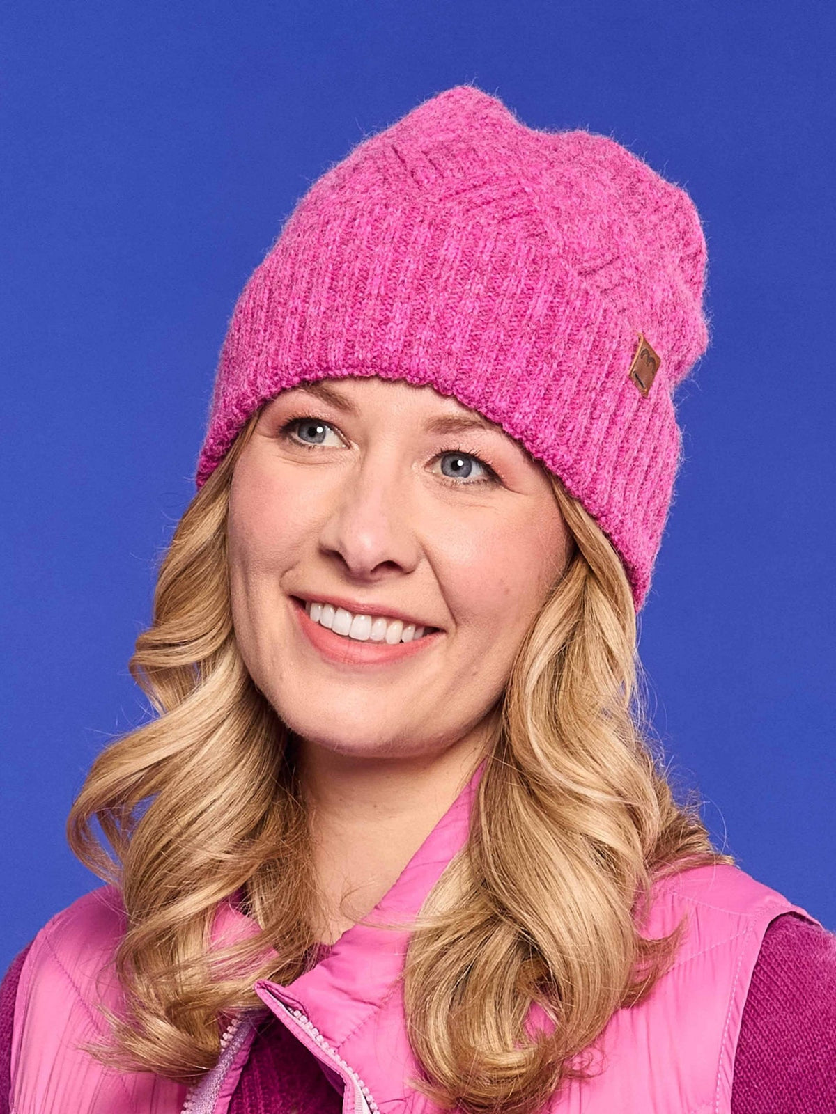 Pink super soft textile knitted hat - JAY HAT FUCHSIA PINK