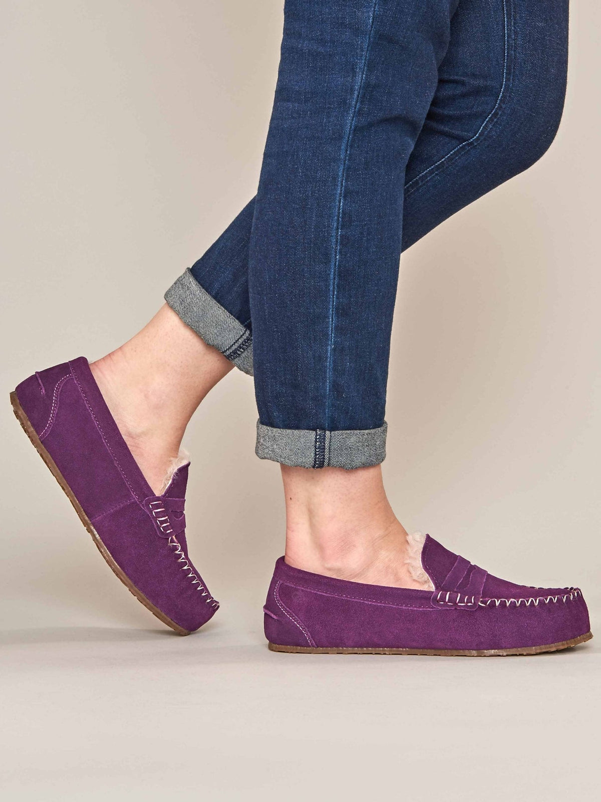 Purple suede moccasin sheepskin slippers - JOCUND PLUM