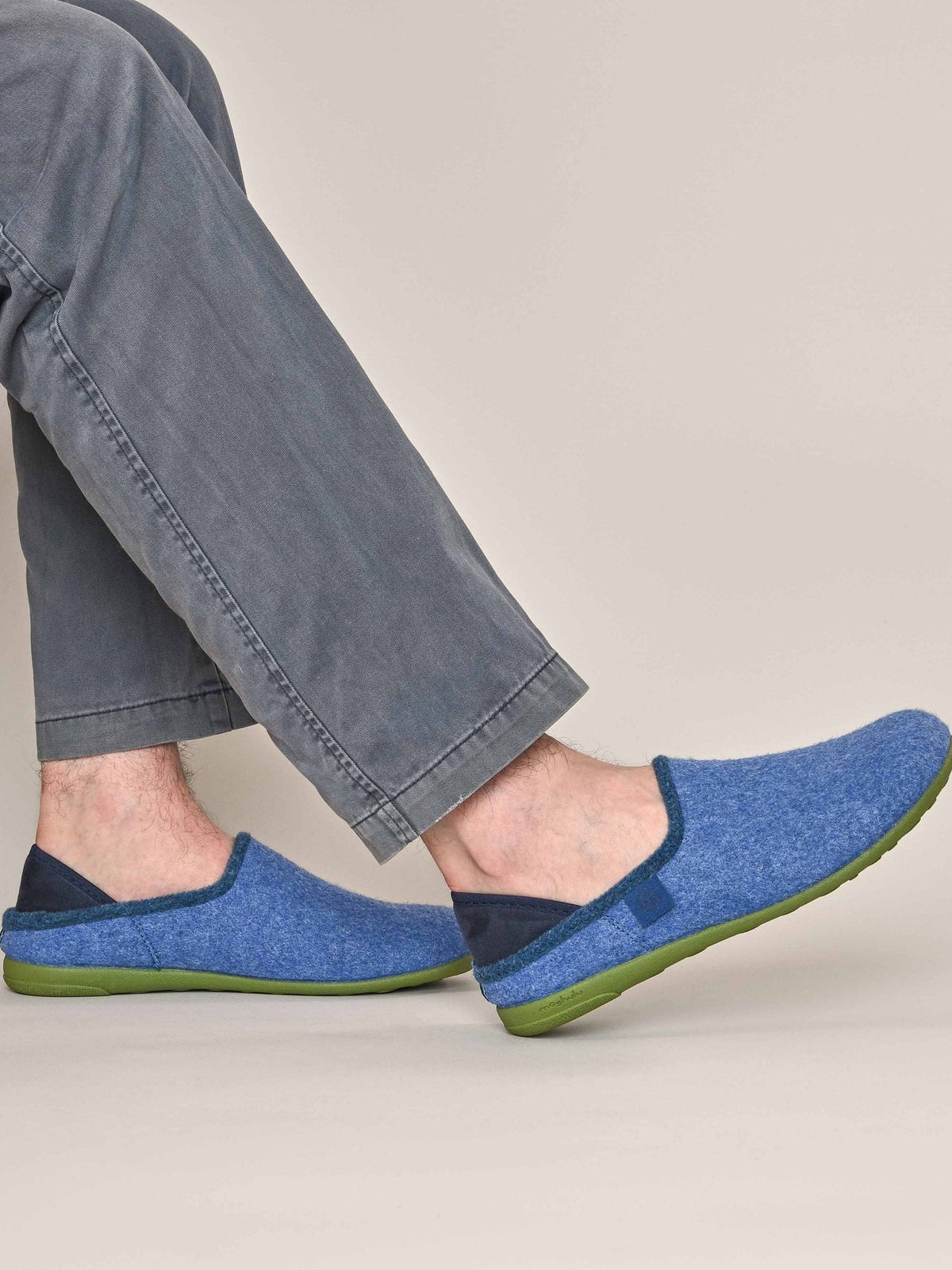 Blue men's full felt slippers - MATMI NAUTICAL BLUE